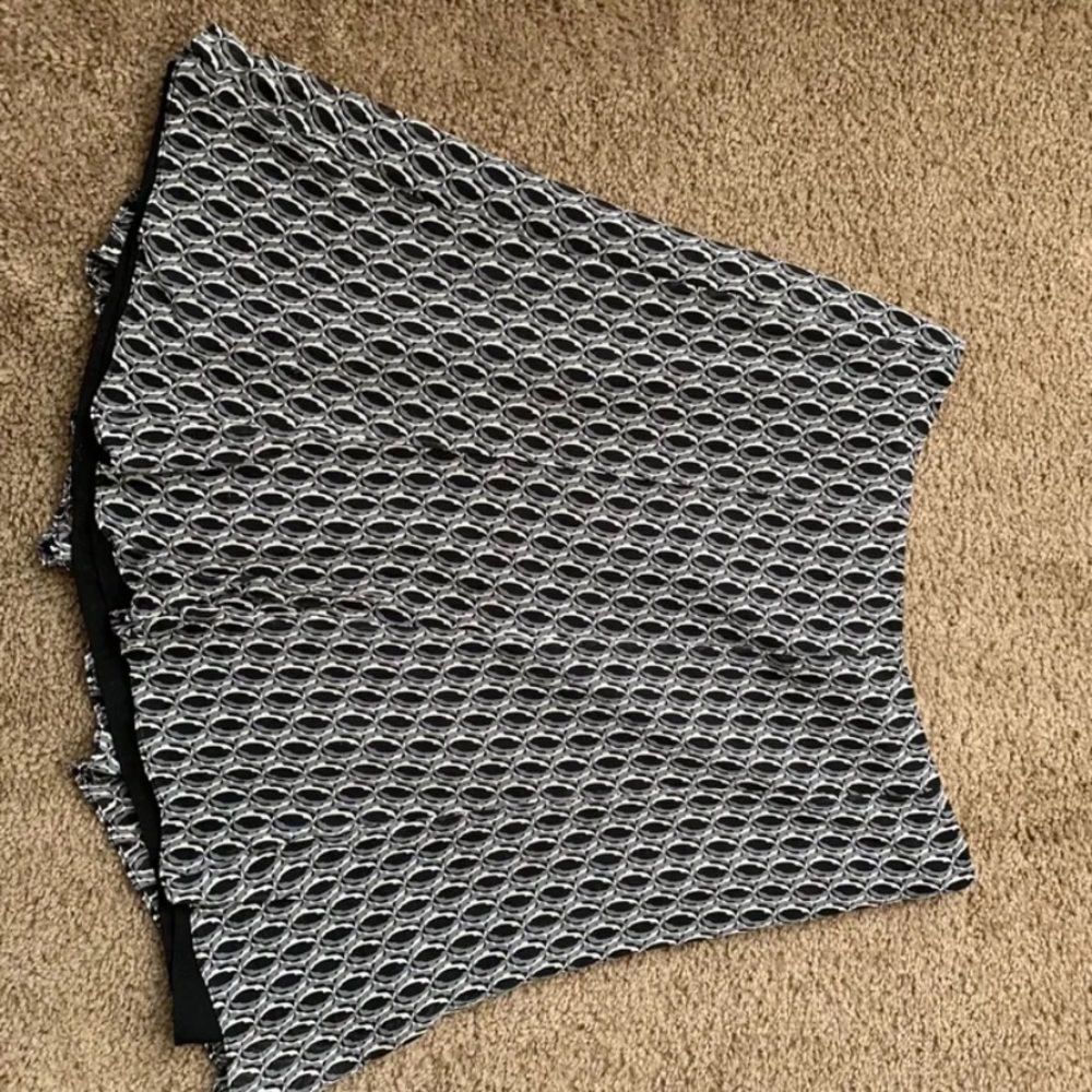Express Design Studio‎ Skirt Women's Size 6 Grey Black Y2k